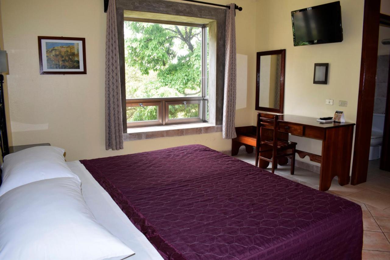 Park Hotel Santa Cruz Verapaz Bagian luar foto