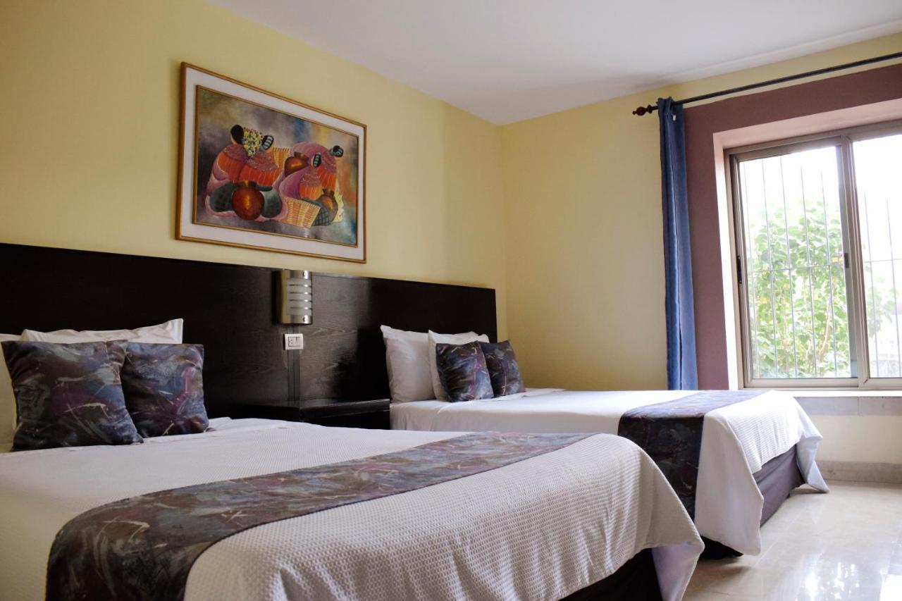Park Hotel Santa Cruz Verapaz Bagian luar foto