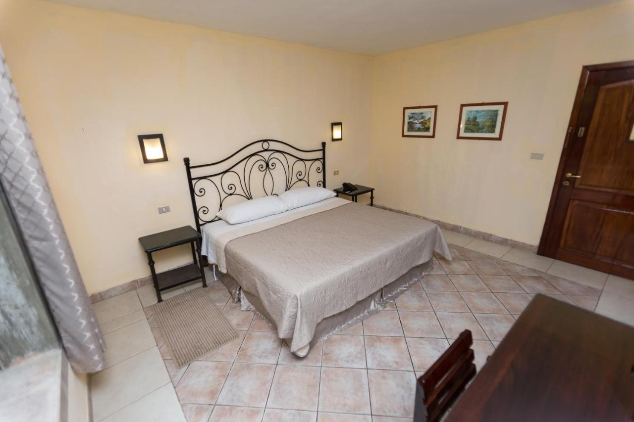 Park Hotel Santa Cruz Verapaz Bagian luar foto